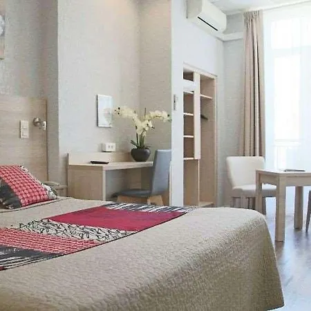 מלון Helvetique 3*