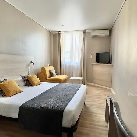 Helvétique 3* Nizza